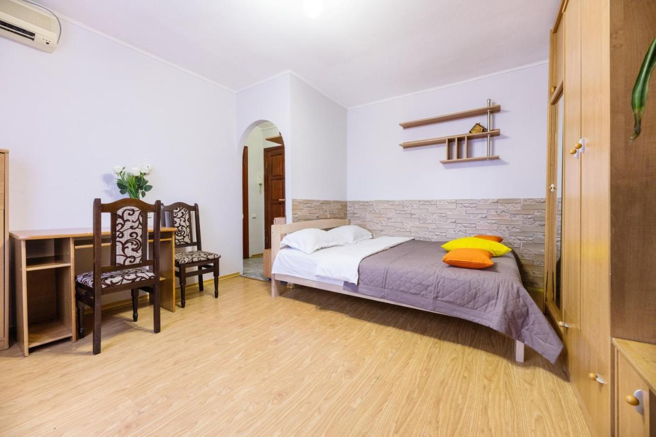 Apartments On Pechersk Kiev Bilik gambar